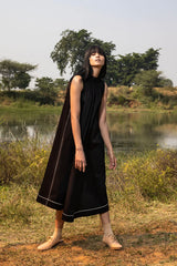 Scrowbridge Black Chemise Midi Dress