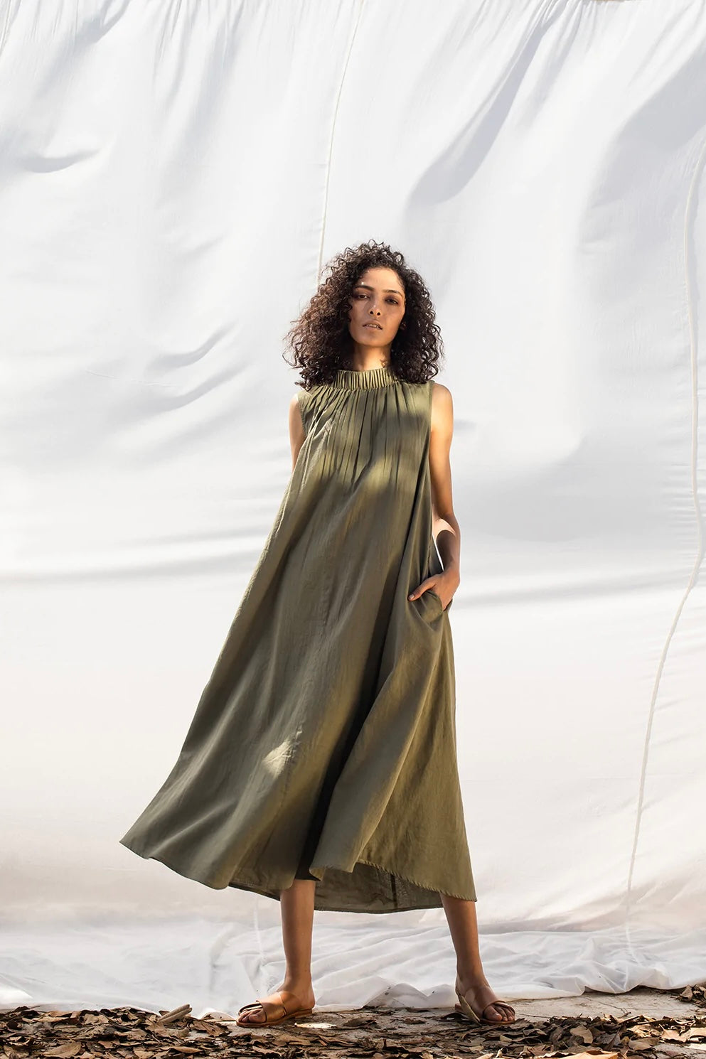 We Olive Sleeveless Midi Dress